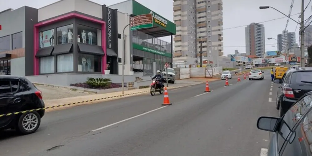 Fluxo da avenida funciona nos dois sentidos