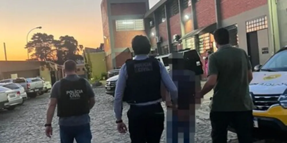 O foragido foi encontrado em Ponta Grossa após longa procura da equipe da delegacia de Teixeira Soares.