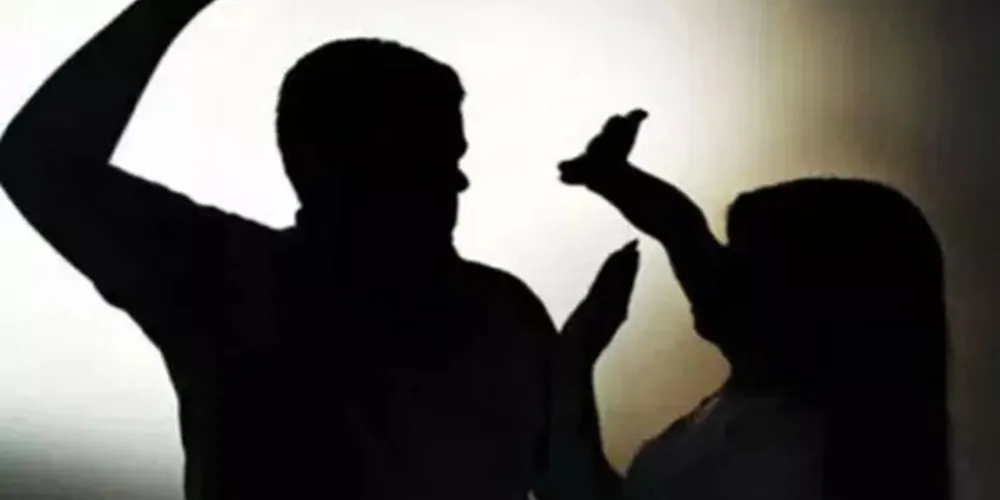 Segundo a mulher, filho de 30 anos fica agressivo quando quer dinheiro