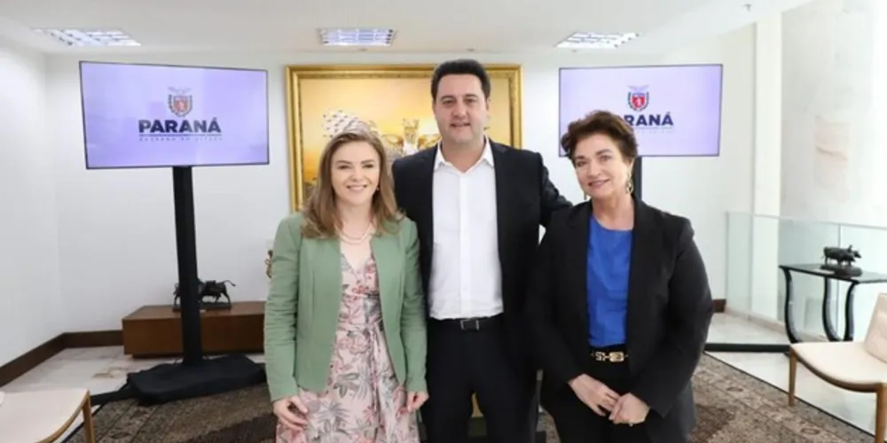 Reunião nesta quarta-feira (5) deputada federal e secretária de Estado da Mulher, Igualdade Racial e Pessoa Idosa, Leandre Dal Ponte