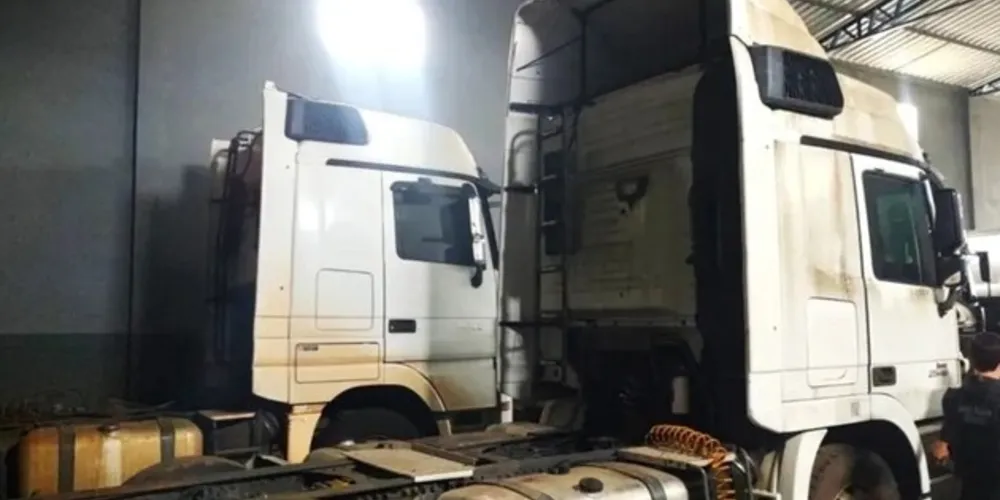 Conforme a decisão expedida pela Comarca de Ponta Grossa, o barracão funcionava como um depósito pertencente à empresa, onde eram armazenados veículos de sua propriedade e de clientes