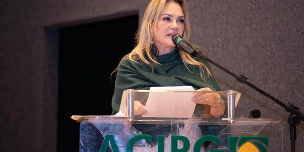 Giorgia também é empresária e advogada em Ponta Grossa