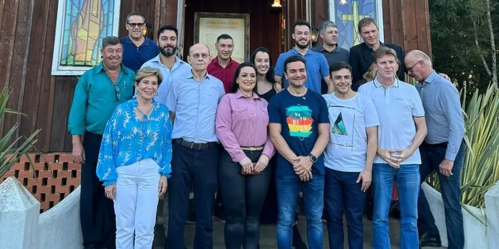 Autoridades cumpriram agenda nos Campos Gerais na última segunda-feira (11)