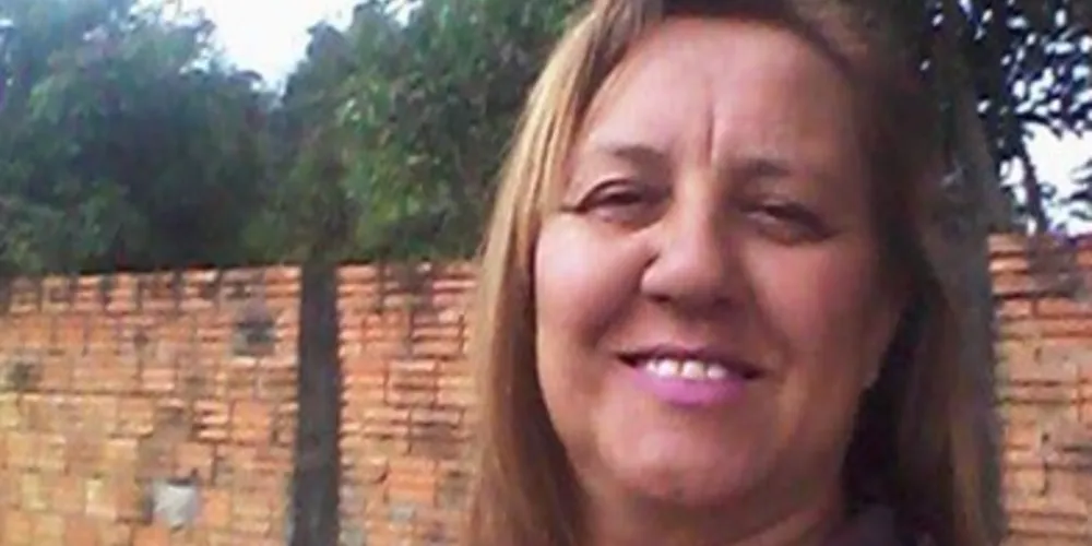 Rosangela Aparecida Fidelis Ferreira estava dentro do veículo Volkswagen Gol que caiu de um viaduto no bairro Neves