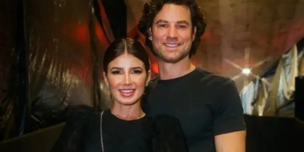 Esse foi o segundo término de famosos anunciado nesta segunda-feira (25)