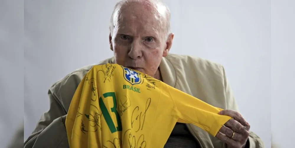 Zagallo comemorou, há cerca de uma semana, seu aniversário com a família