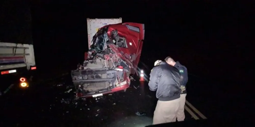 Acidente aconteceu no sentido  Imbituva/Ponta Grossa na noite desta quarta-feira (09)