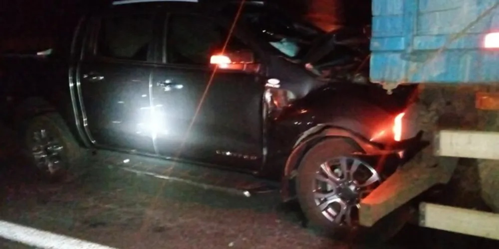 Acidente aconteceu na noite desta quinta-feira, na BR-277, em Porto Amazonas