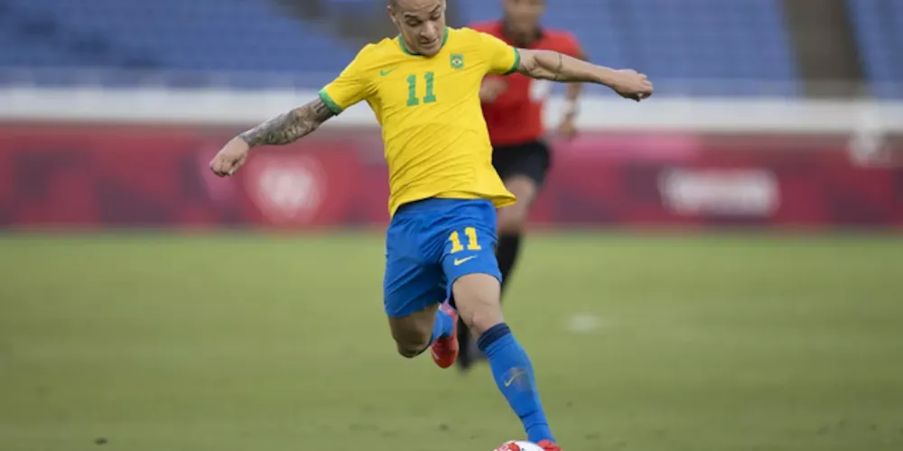 No anúncio do corte do jogador, a CBF destacou a necessidade de resolução do caso de violência do atleta contra a ex-namorada