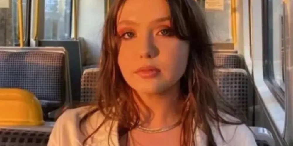 Faye Fantarrow morreu aos 21 anos, após complicações de um problema raríssimo no cérebro