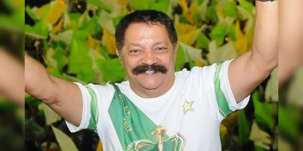 Morreu neste domingo (24) o carnavalesco Max Lopes, conhecido como o Mago das Cores, aos 74 anos de idade