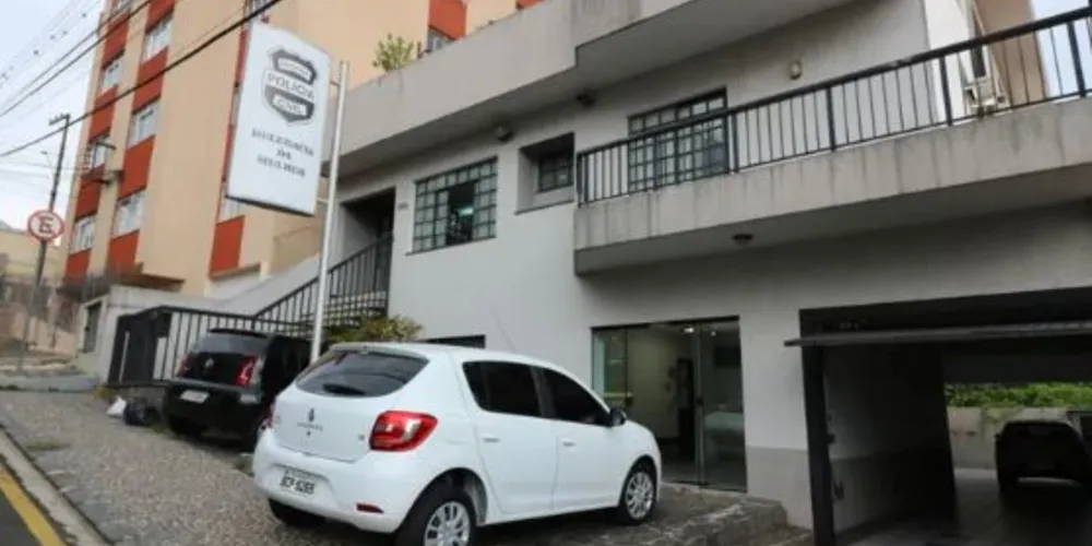 Prisão foi realizada nesta terça-feira (25), pela Delegacia da Mulher