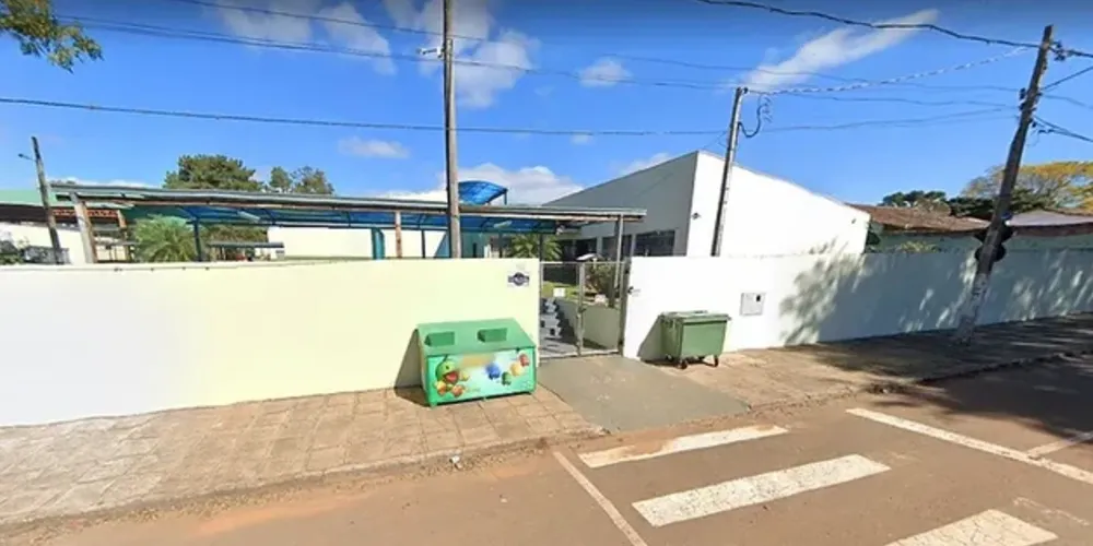 Vítima foi acolhida por funcionárias da escola