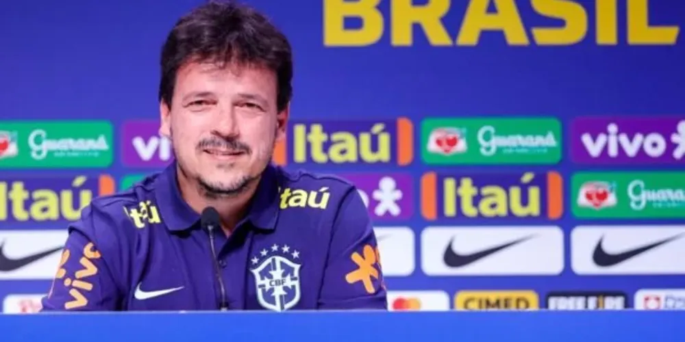 Técnico Fernando Diniz divulgou a convocação nesta sexta-feira (18).