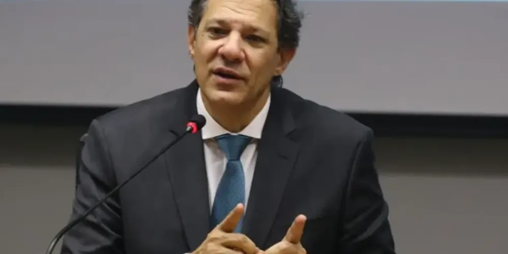 O prazo mínimo de pagamento é de 12 meses