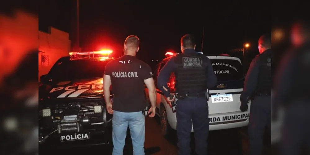 A Polícia Civil e a Guarda Municipal de Castro prenderam um homem de 43 anos que estava foragido