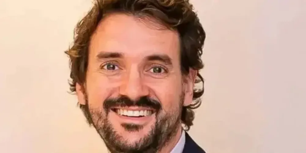 Felipe Sá irá responder por 23 violações sexuais mediante fraude