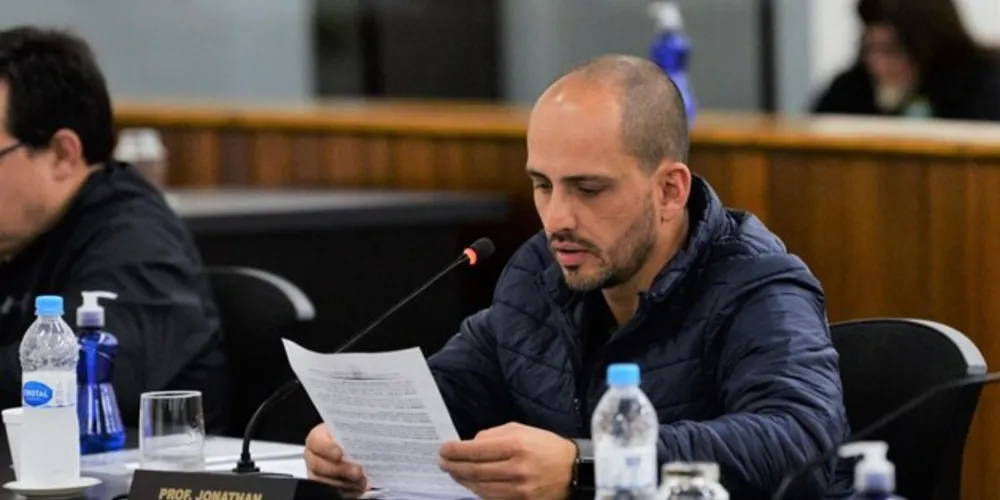 Professor Jonathan (Podemos) reforçou compromisso com a instituição