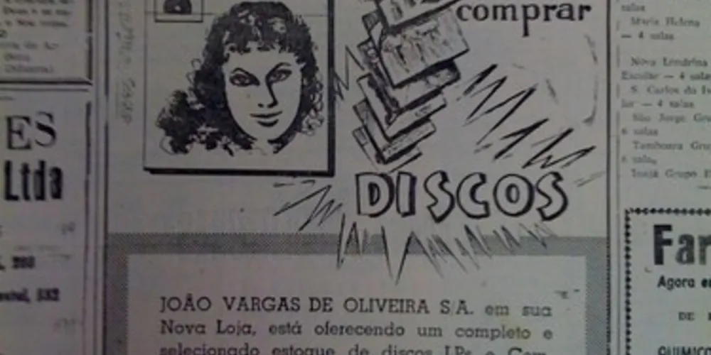 Um dos estabelecimentos varejistas mais tradicionais da história de Ponta Grossa, as Lojas João Vargas de Oliveira, anunciou a venda de discos de vinil no JM do dia 25 de agosto de 1962