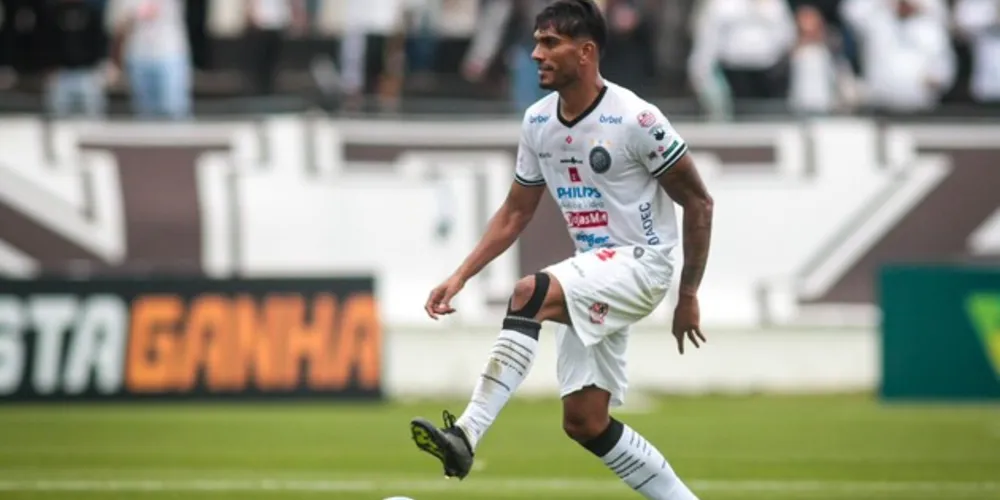 Índio (foto) deve liderar o meio-campo alvinegro mais uma vez