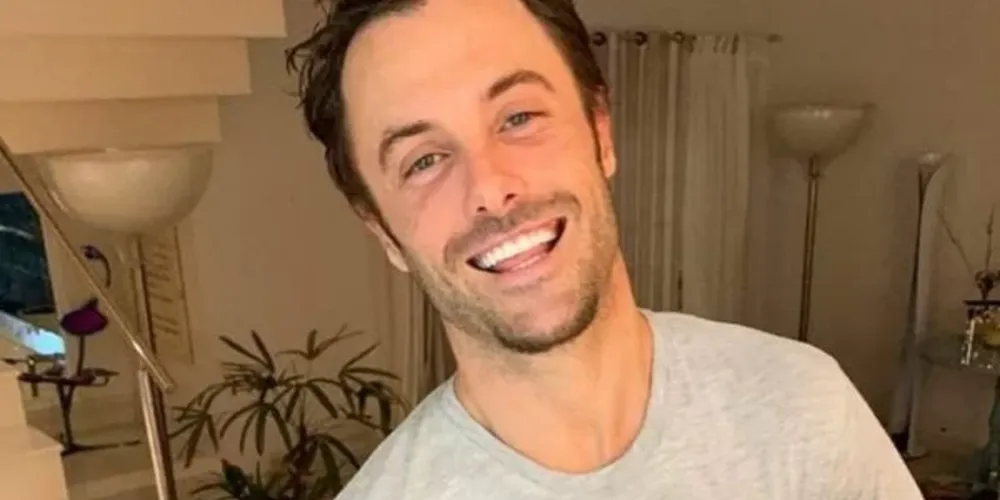 O ator Kayky Brito foi atropelado na madrugada deste sábado (2)