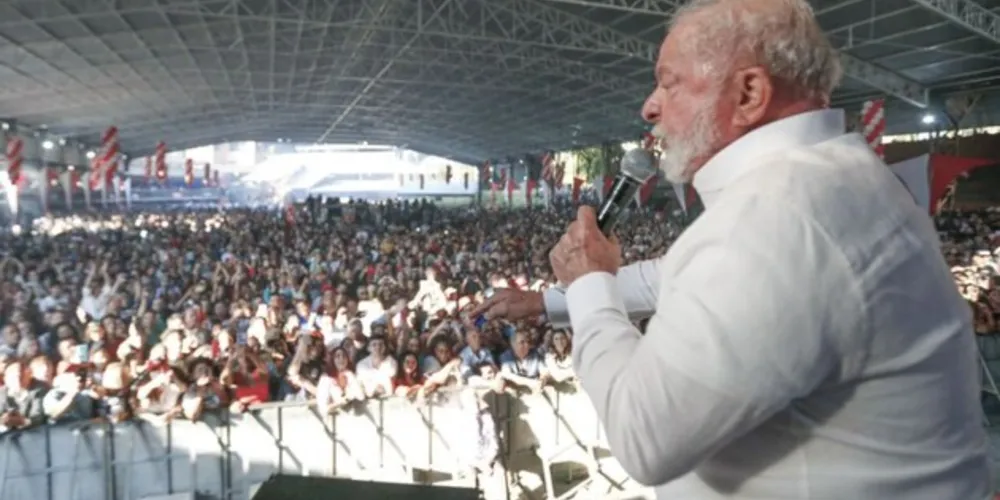 Lula discursou para metalúrgicos neste domingo