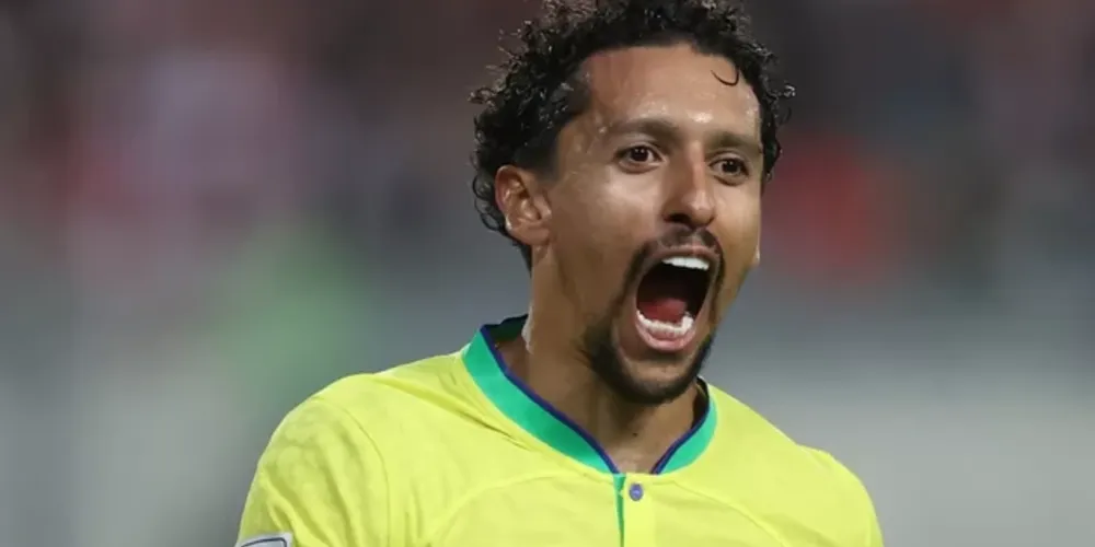 Após muita pressão da equipe de Diniz, de cabeça, Marquinhos fez o gol da vitória