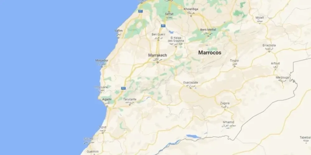 Pelo menos 296 pessoas morreram e outras 153 ficaram feridas, segundo a emissora estatal Al-Aoula