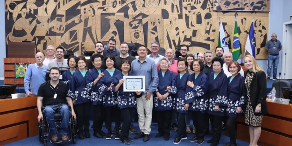 A Moção de Aplausos foi entregue na tarde desta segunda-feira (21).