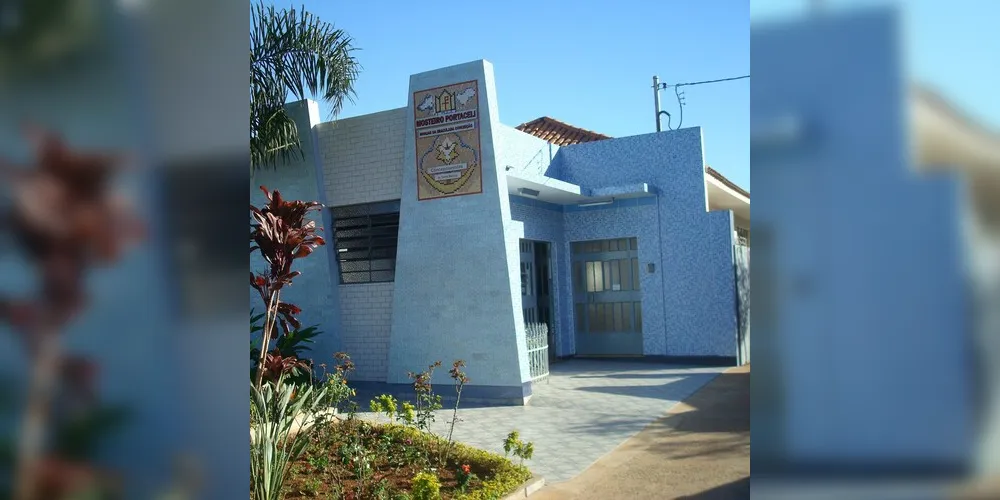 Mosteiro Portaceli se localiza na Avenida General Carlos Cavalcanti, na entrada do Jardim Paraíso