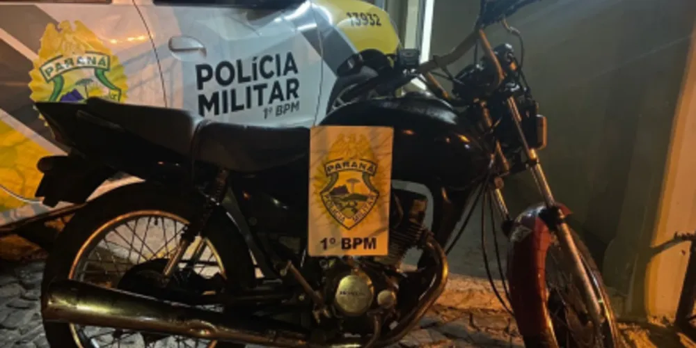Moto Honda CG 125 estava com alerta de furto