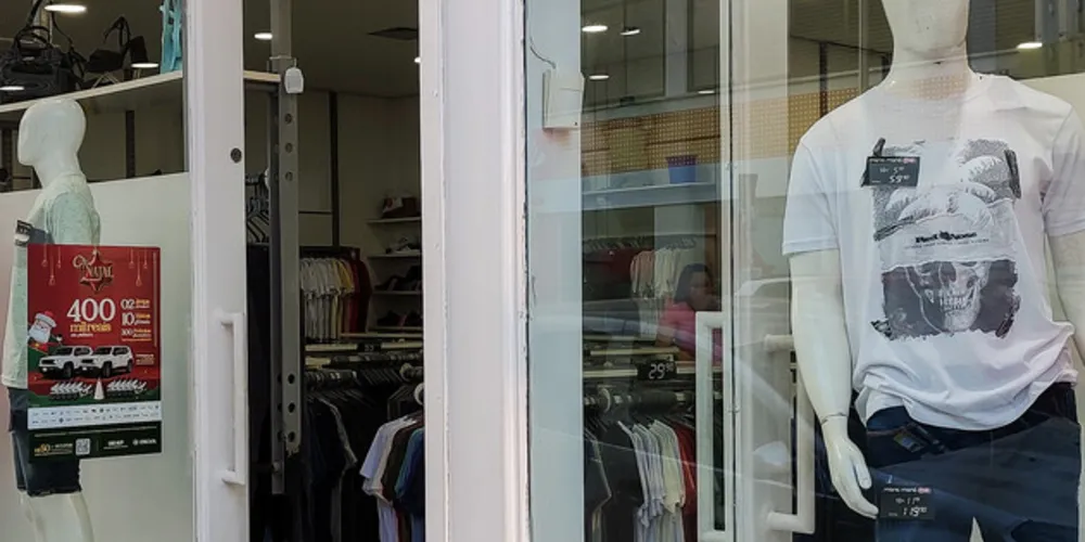 O Sindilojas Ponta Grossa e região foi fundado em 1957 por um grupo de 47 comerciantes da cidade