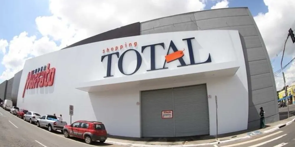 Única saída disponível, segundo os clientes, era pelo estacionamento de veículos