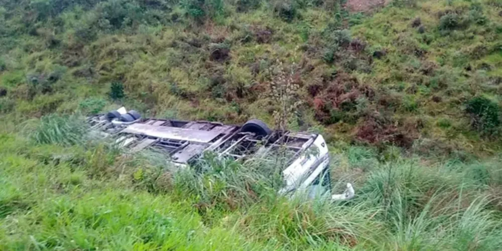 O ônibus saiu de Campinas, em São Paulo, e tinha como destino Curitiba