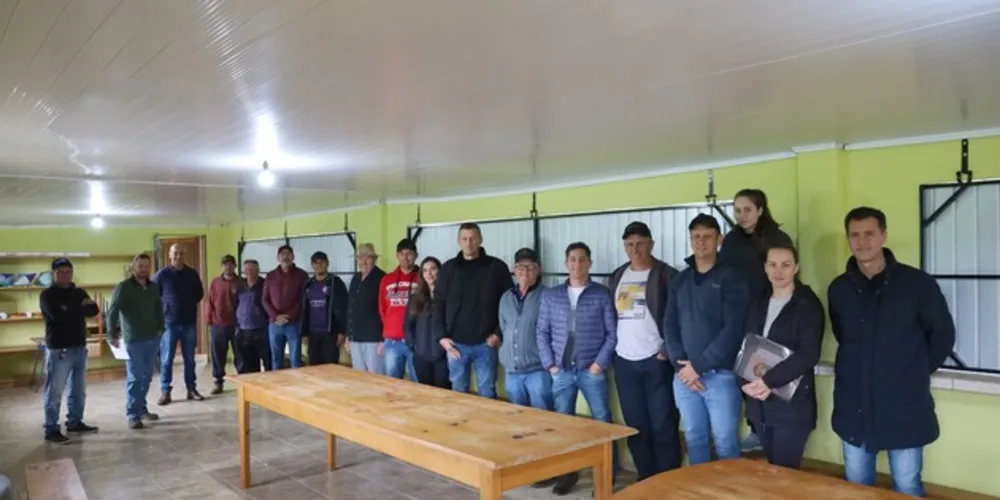 Plaina foi entregue pelo prefeito de Palmeira, Sergio Belich, para a comunidade