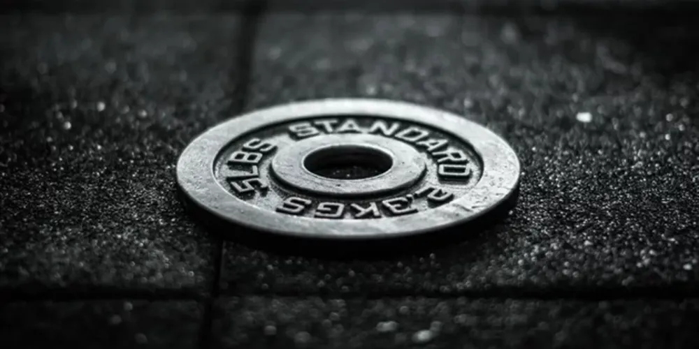 ersonal é operado para retirar anilha de musculação do pênis