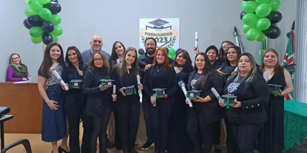 O prefeito Henrique Carneiro parabenizou os formandos do curso técnico em Agente Comunitário de Saúde