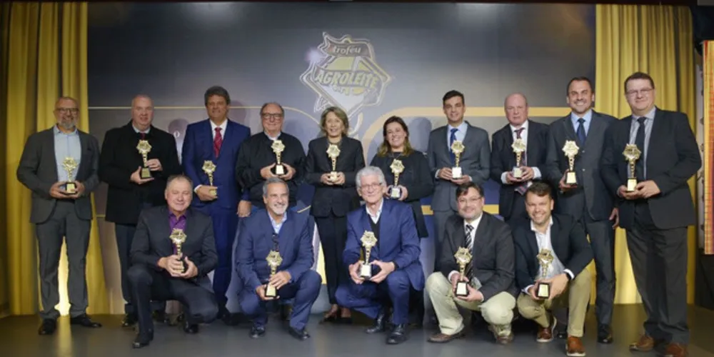O “Oscar do Leite” reuniu no Memorial da Imigração Holandesa os representantes de empresas nacionais e multinacionais e personalidades ligadas a cadeia do leite