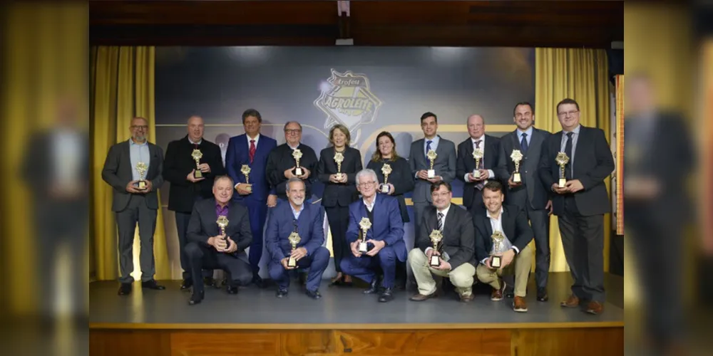 O “Oscar do Leite” reuniu no Memorial da Imigração Holandesa os representantes de empresas nacionais e multinacionais e personalidades ligadas a cadeia do leite