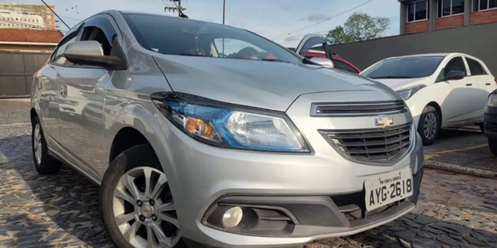 Prisma teria sido encontrado abandonado no distrito de Itaiacoca