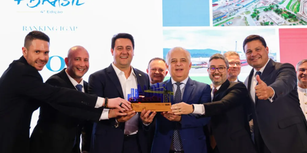 Governador Carlos Massa Ratinho Junior participou da quarta edição do Prêmio Portos + Brasil, promovida pelo Ministério de Portos e Aeroportos na noite desta quarta-feira (9), em Brasília