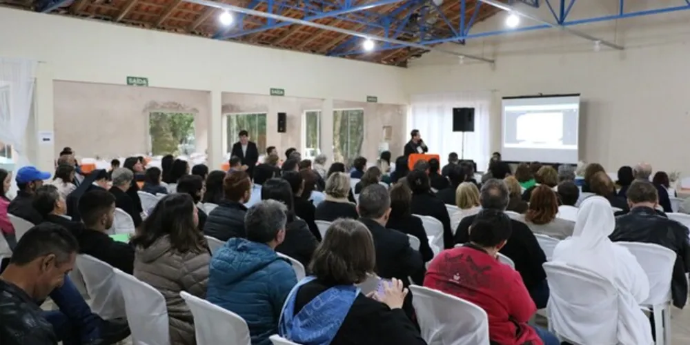 O evento contou também com prefeitos, secretários e gestores dos municípios