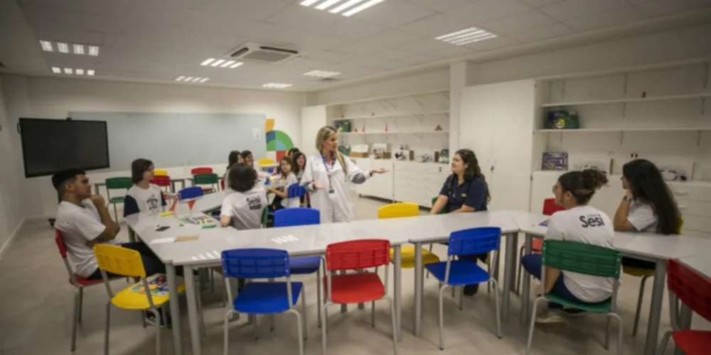 Com 18 anos, os Colégios Sesi continuam sendo referência com a missão de entregar profissionais à indústria paranaense