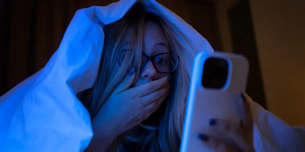 Riscos do excesso de uso dos aplicativos, jogos e redes sociais