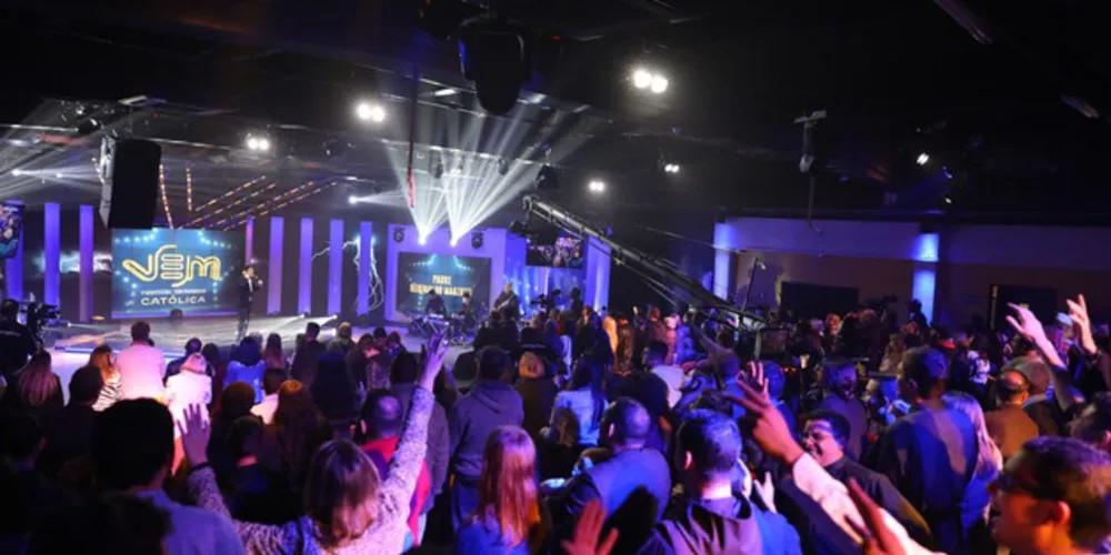 Os participantes irão conviver e vivenciar intensamente a experiência semelhante a de um reality show