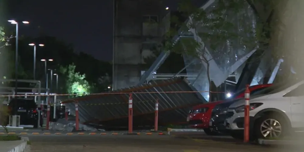 Vento de até 70 km/h causou estragos em Porto Alegre durante a noite