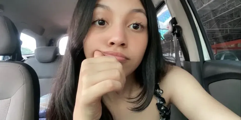 Segundo o pai, a menina precisa tomar cerca de oito medicamentos diariamente