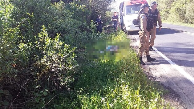Vítima teria sido atropelada na madrugada desta terça-feira (12)