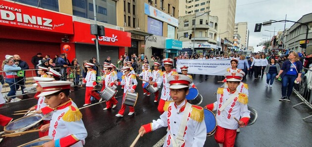 Desfiles acontecerão em 7 (Independência) e 15 de setembro (aniversário Ponta Grossa)