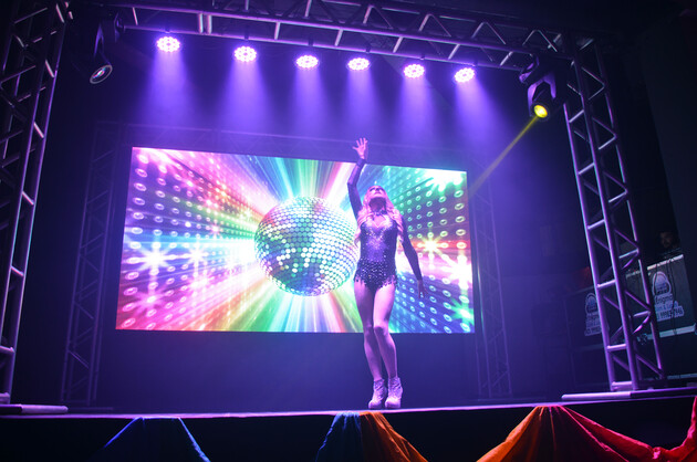 O evento apresentará performances individuais, incluindo números lipsync, dança, moda e expressões artísticas variadas